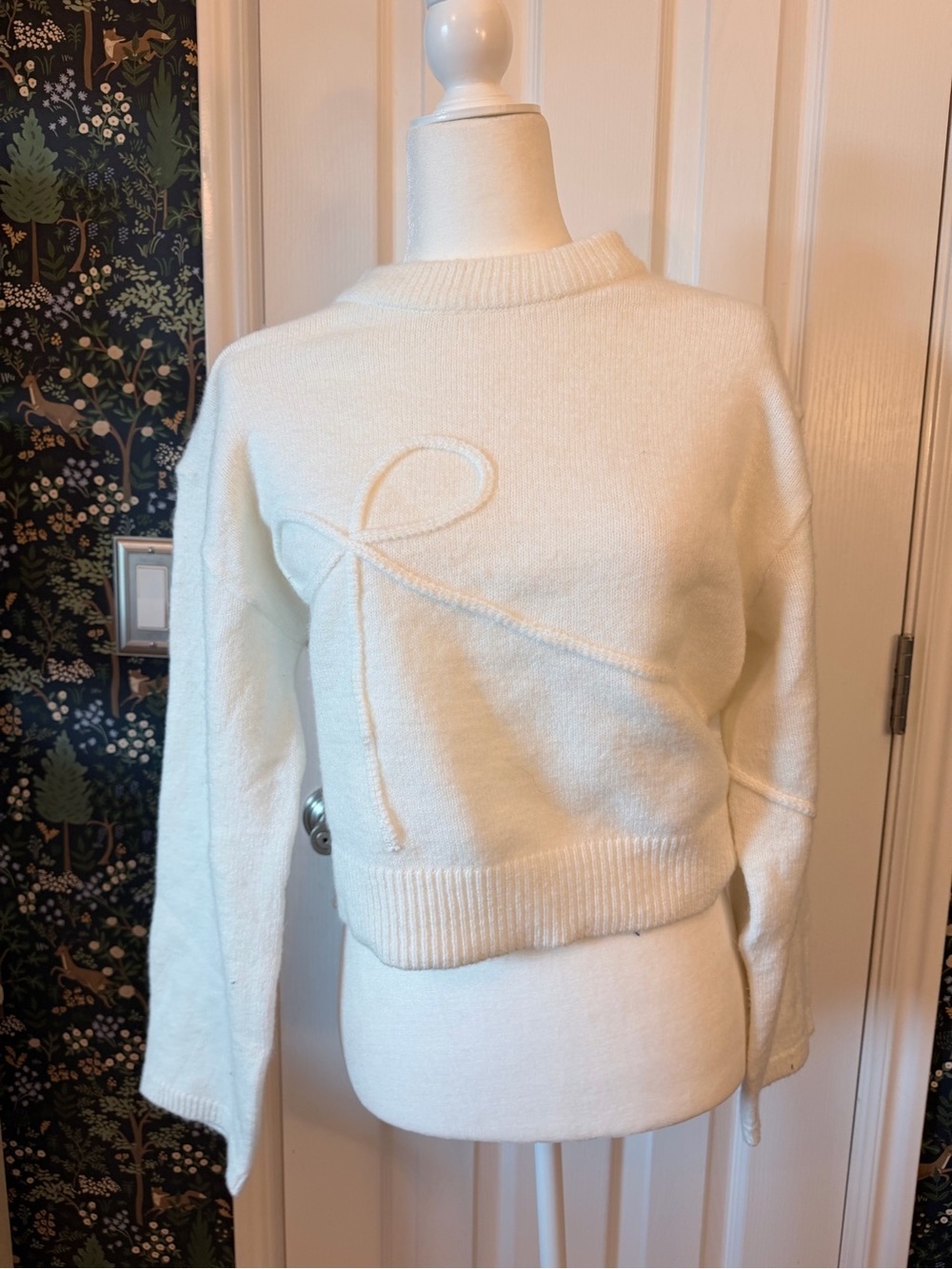 H&M Cream Crewneck Sweater with Bow Stitch Detail